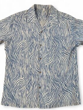 Coofandy Blue and White Wave-Print Short-Sleeve Button Down